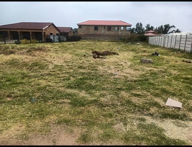 1,083M² VACANT LAND FOR SALE IN RIVERSDALE